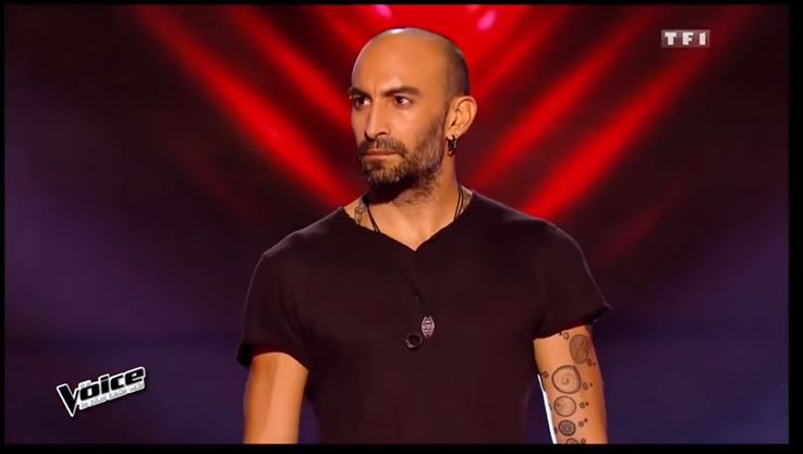 Francois from Minus One in The Voice of France