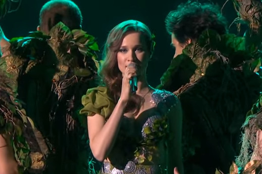 Kristina-Pelakova-Horehronie-Slovakia-Live-2010-Eurovision-Song-Contest-0-27-screenshot.jpg